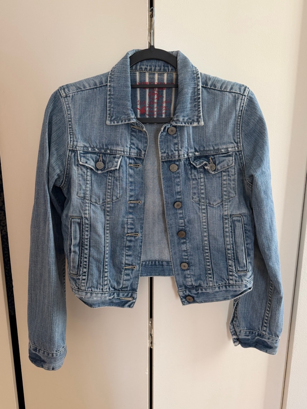 American Eagle Classic Light Blue Denim Jacket - Women